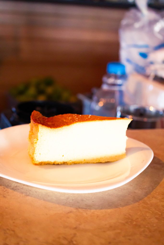 Refugio Dic23-93 Postre flan en el refugio los reyes